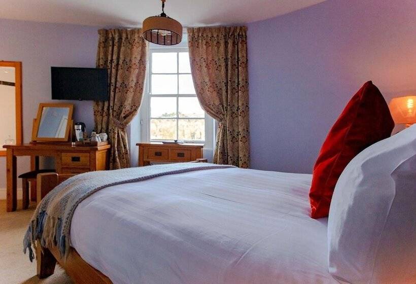 فندق The Ship In Dock Inn