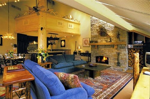 فندق Whistler Blackcomb VR Hearthstone Lodge