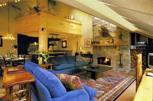 ホテル Whistler Blackcomb VR Hearthstone Lodge