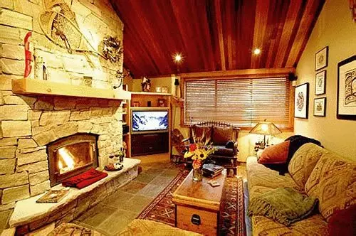 ホテル Whistler Blackcomb VR Hearthstone Lodge