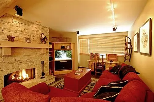 ホテル Whistler Blackcomb VR Hearthstone Lodge