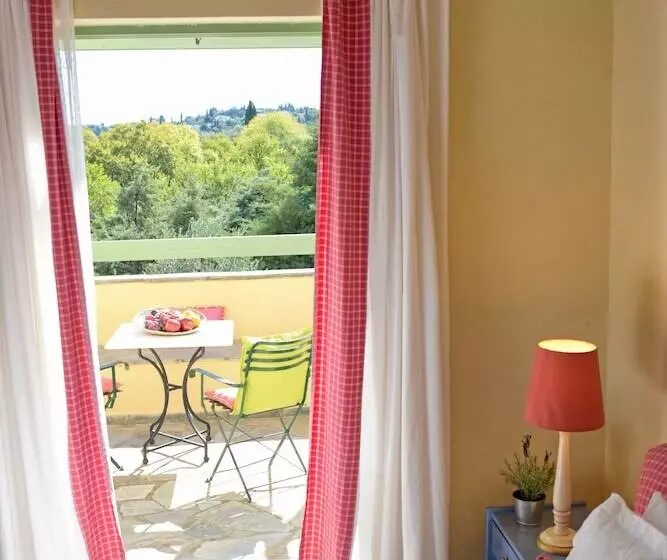 Isabella Country House