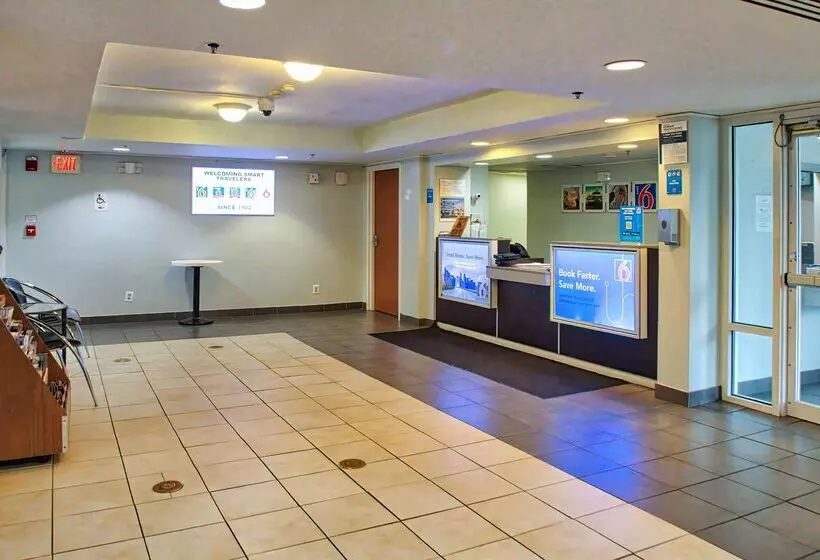 Motel 6buffalo, Ny Airport Williamsville