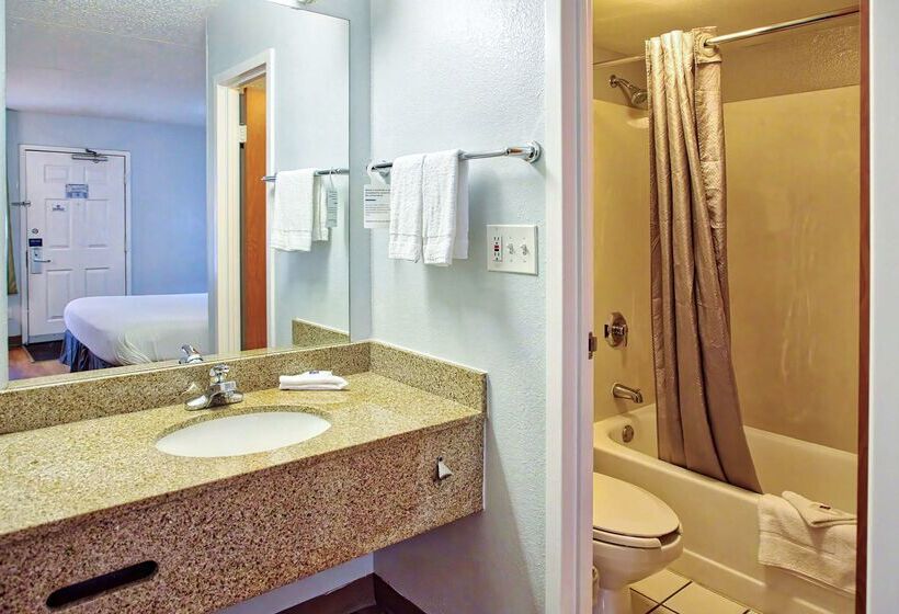 Motel 6buffalo, Ny  Airport  Williamsville