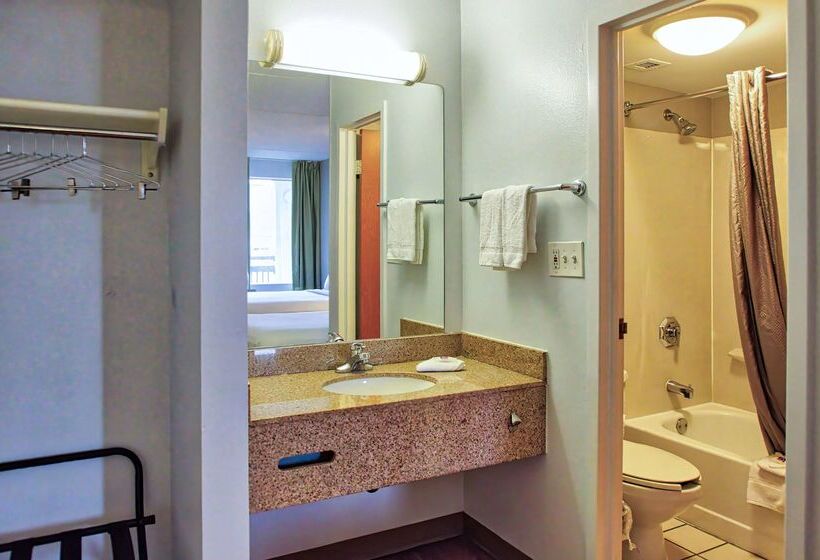 Motel 6buffalo, Ny  Airport  Williamsville