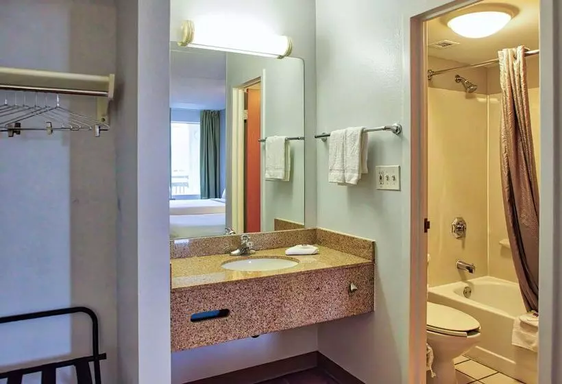 Motel 6buffalo, Ny Airport Williamsville