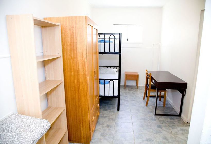 汽车旅馆  Manly Waves