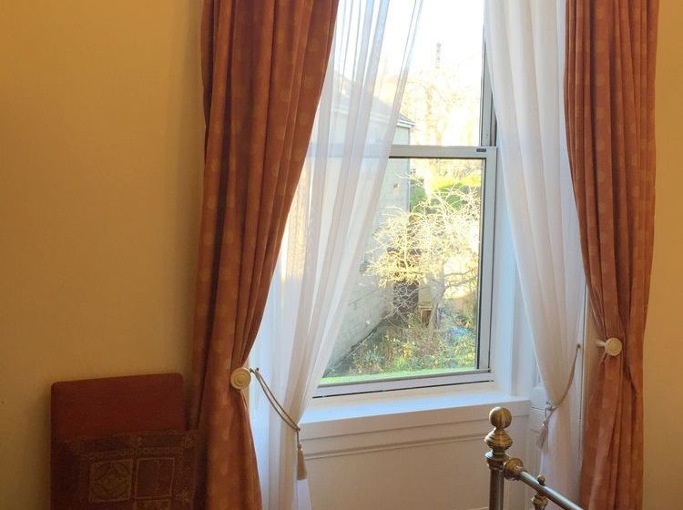 Пансион Appin House