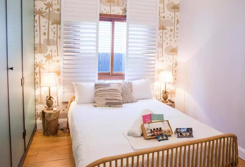 ペンション Bayhaven Lodge