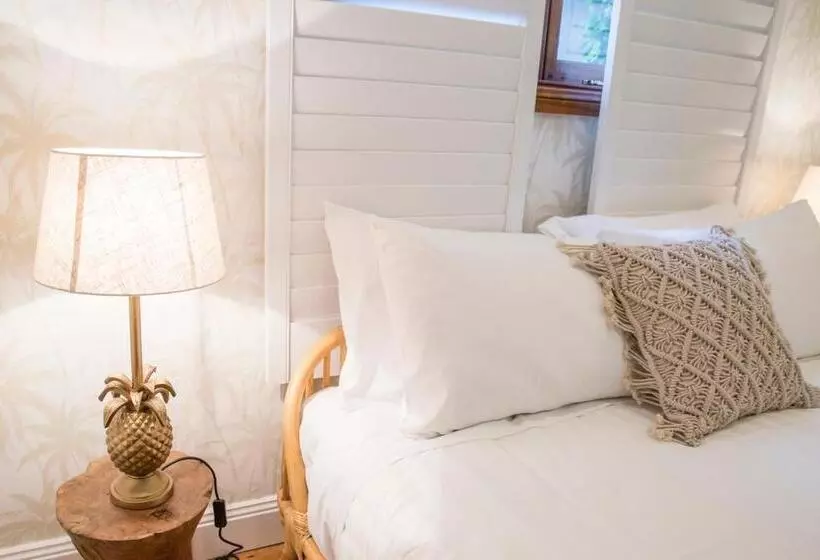 ペンション Bayhaven Lodge