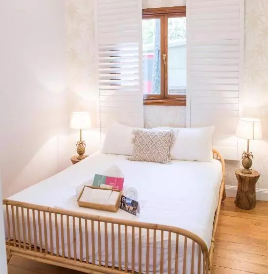 ペンション Bayhaven Lodge