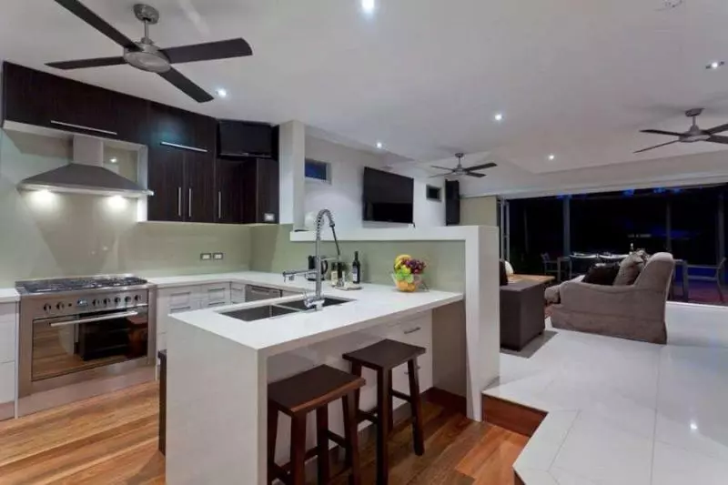 ペンション Bayhaven Lodge