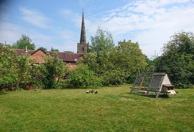 بنسيون Church Farm Accommodation