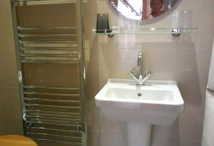 Pensjonat Church Farm Accommodation