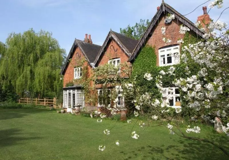 Pensjonat Church Farm Accommodation