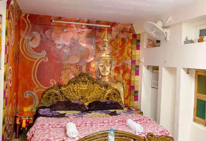 膳宿费 Hem Guest House