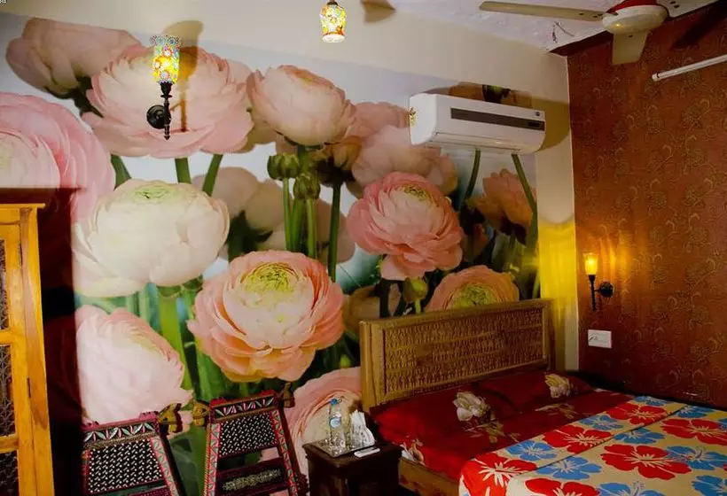 膳宿费 Hem Guest House