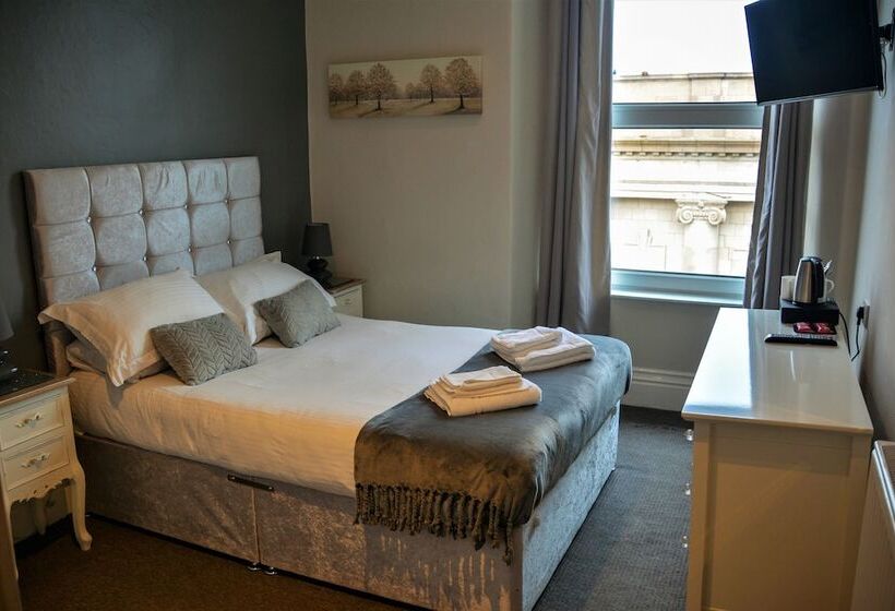 Pensione The Royal Station