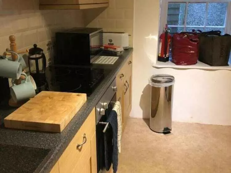 پانسیون The Wheelhouse