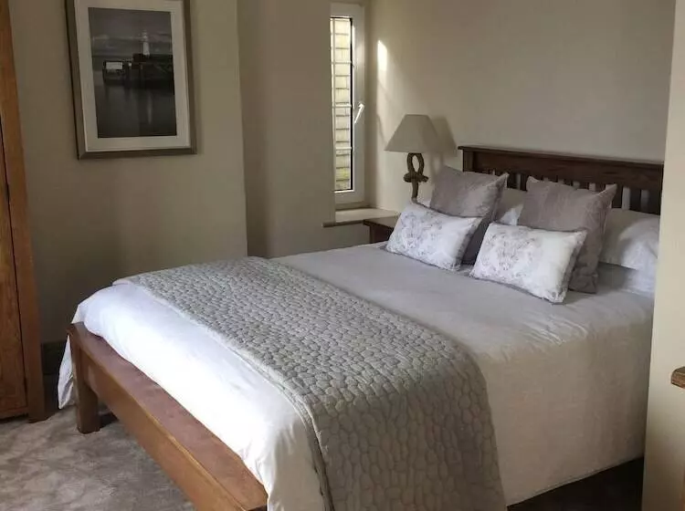 پانسیون The Wheelhouse