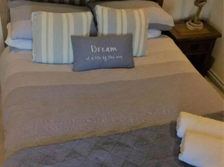 پانسیون The Wheelhouse