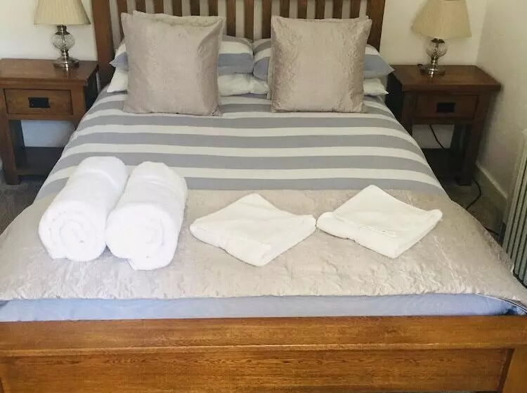 پانسیون The Wheelhouse