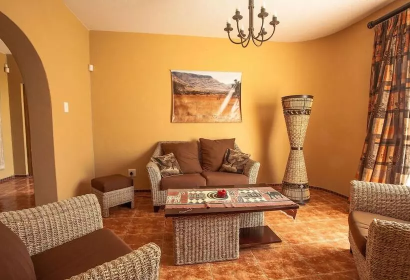 Sandcastle Apartments Cc