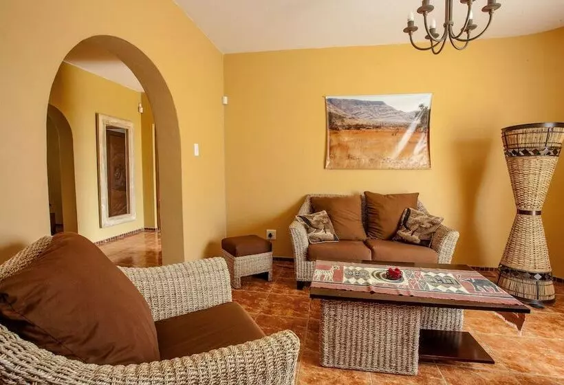 Sandcastle Apartments Cc