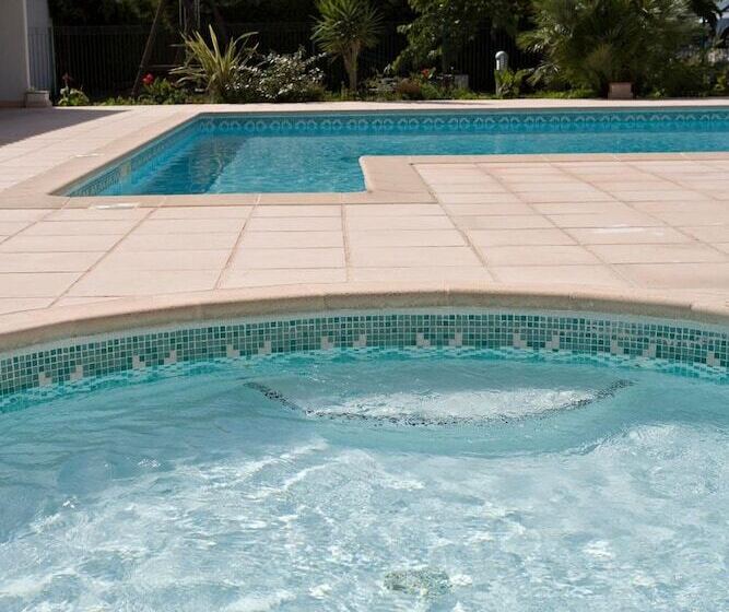 Vacanceole  Residence Carre Marine