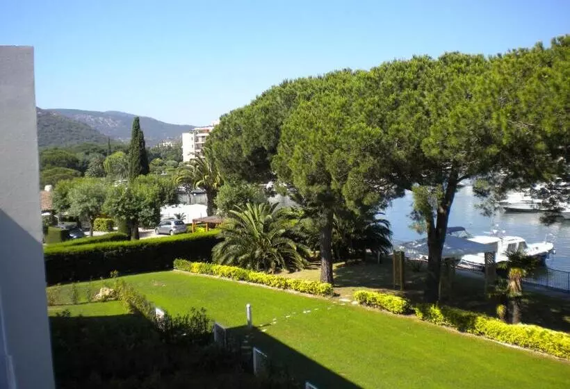 Vacanceole  Residence Carre Marine