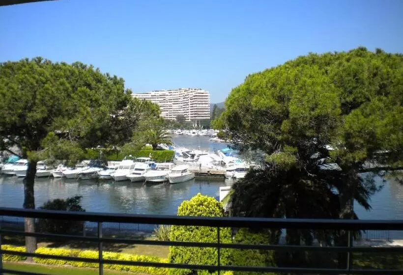 Vacanceole  Residence Carre Marine