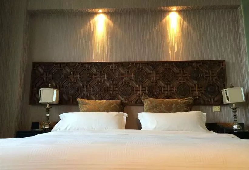 Warner Beijing Sunthirsty Apartment