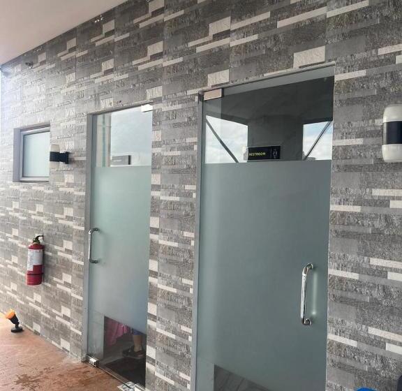 Arthomes At Sunvida Tower