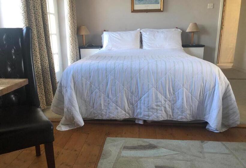Bed and Breakfast Southcote Accommodation