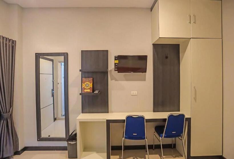 בית מלון כפרי Capital O 92096 Kuala Ulee Lheue Residence Syariah