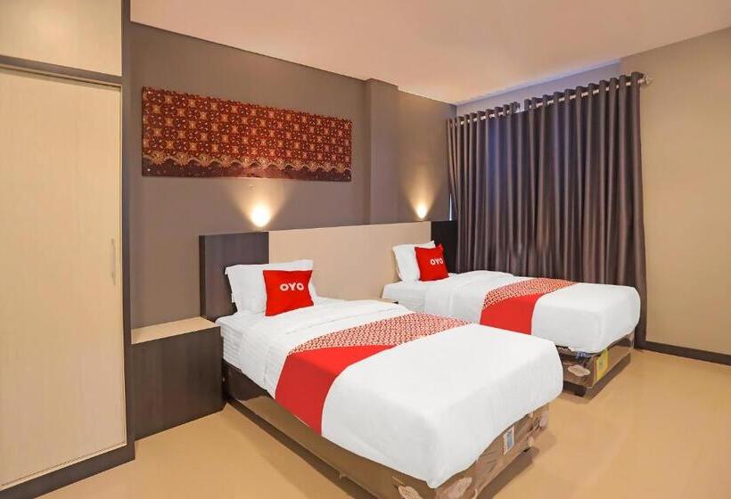 בית מלון כפרי Capital O 92096 Kuala Ulee Lheue Residence Syariah