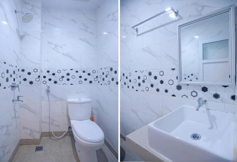 בית מלון כפרי Capital O 92096 Kuala Ulee Lheue Residence Syariah