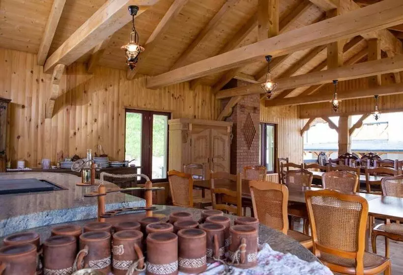 Hotelli Conacul Baciu