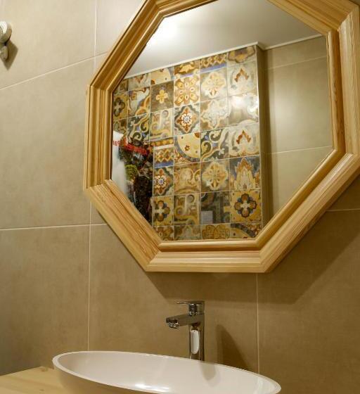 בית מלון כפרי Conacul Baciu