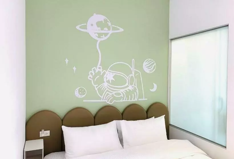 هتل کپسول Planet 23