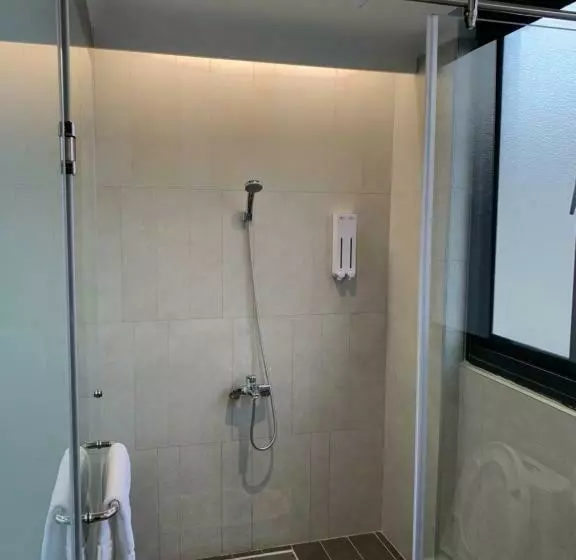 هتل کپسول Planet 23