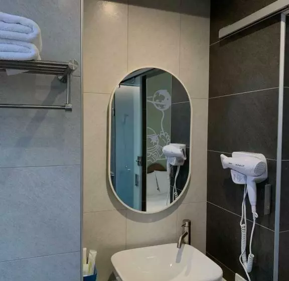 هتل کپسول Planet 23