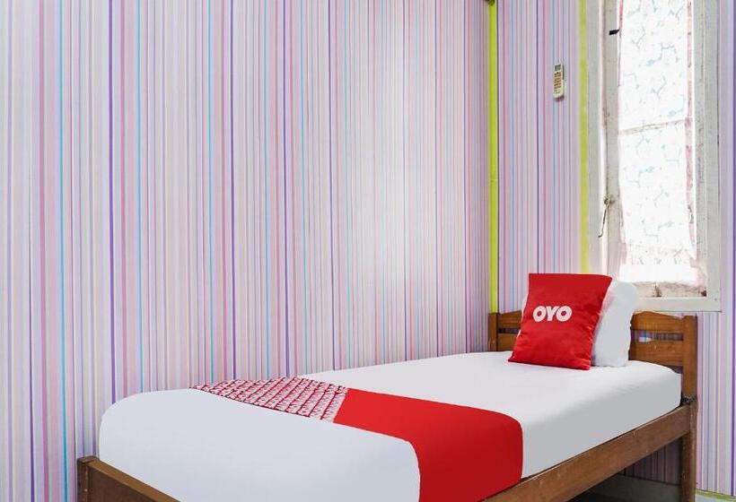 فندق Oyo 92110 Christine Home Stay Syariah