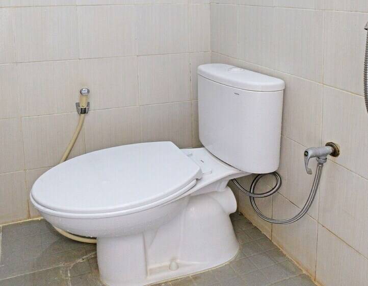 ホテル Spot On 92037 Jokotole 2 Homestay