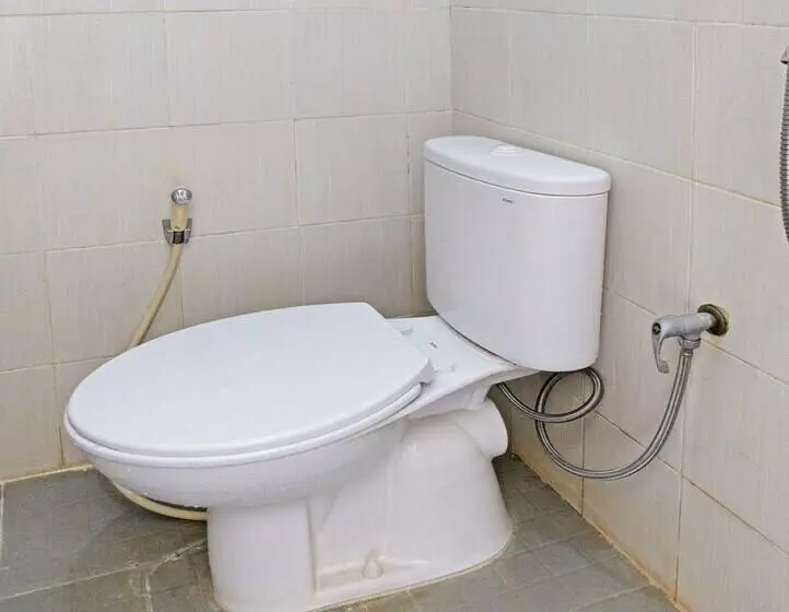 ホテル Spot On 92037 Jokotole 2 Homestay