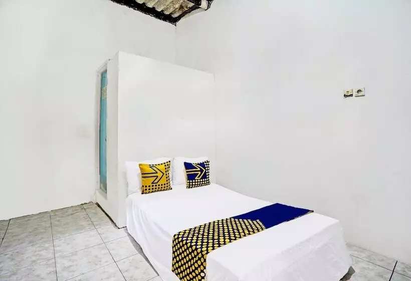 ホテル Spot On 92078 Tarlo Guest House 4