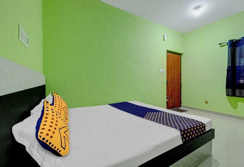 Hotel Spot On B R Comforts Krs Back Water