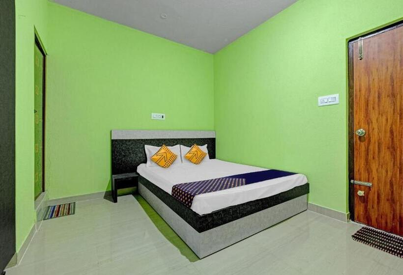 Hotel Spot On B R Comforts Krs Back Water