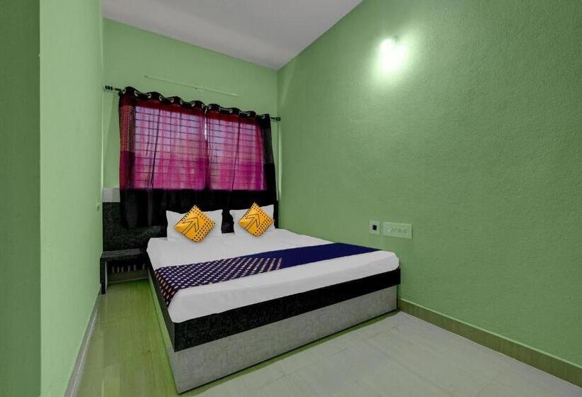 Hotel Spot On B R Comforts Krs Back Water