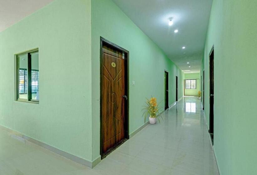 Hotel Spot On B R Comforts Krs Back Water